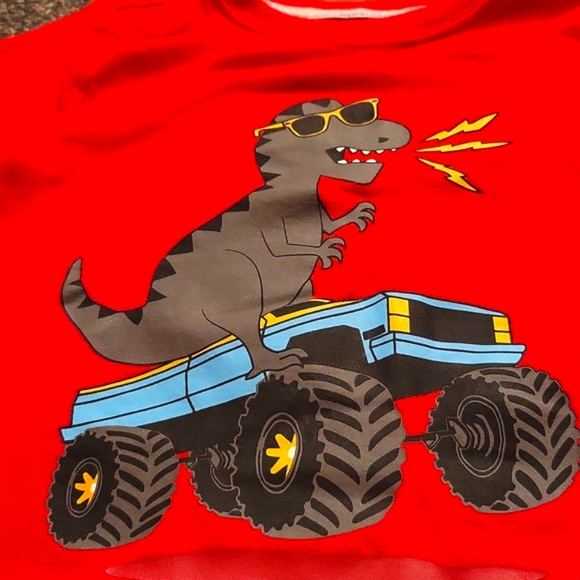 Red dinosaur tee shirt - Picture 3 of 3